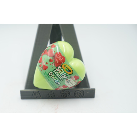 Cat & Jack Shark Backpack + Shark Lunchbox‎ Back-to-School Supply Kit Bundle - Picture 13 of 14